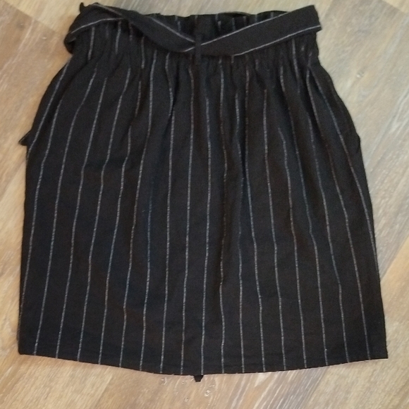 Sienna Sky Black and White Pencil Mini Skirt Tie Front - Picture 3 of 3